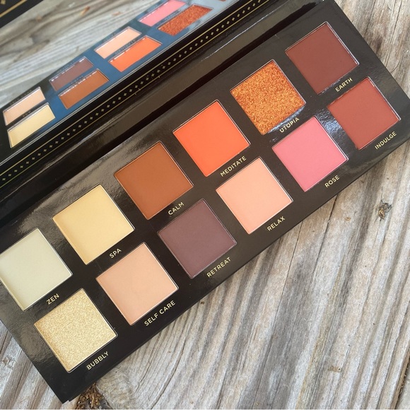 Ace Beaute Other - ACE BEAUTE Serenity Eyeshadow Palette